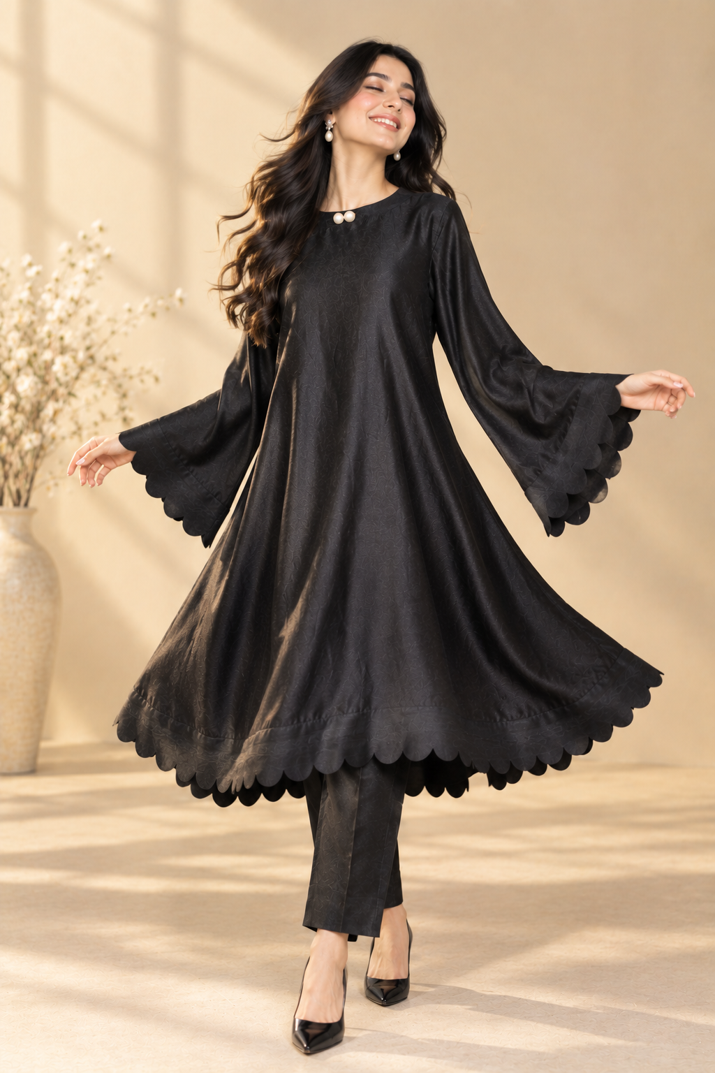 Black Scalloped Bell Sleeves 2-Piece Suit